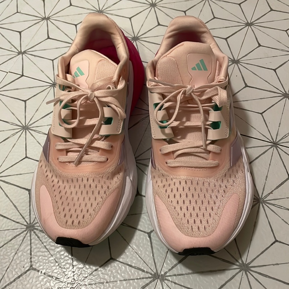 Adidas repetitor shoes size US 8 women’s. Excellent condition